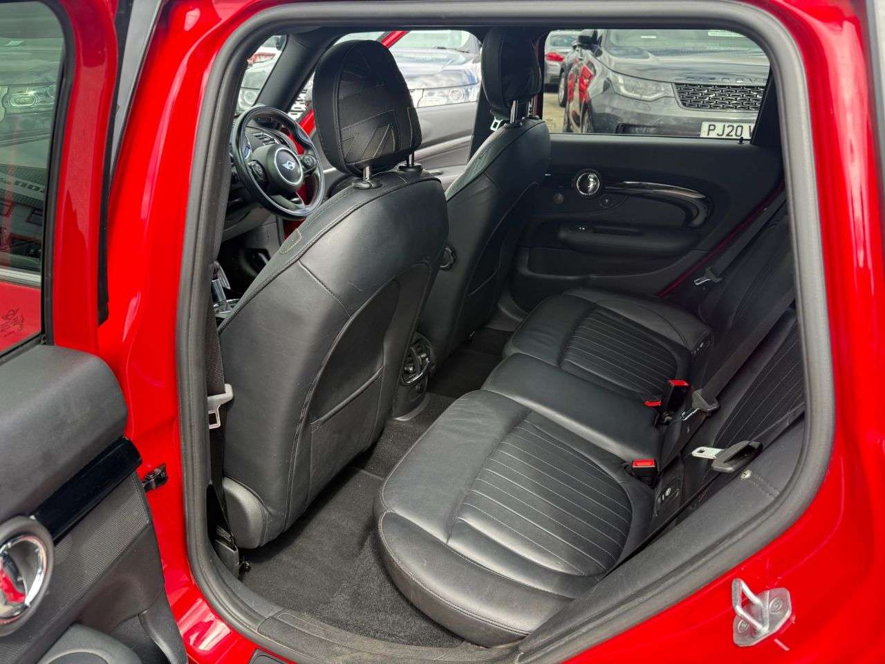 2018 MINI CLUBMAN 2018 MINI CLUBMAN