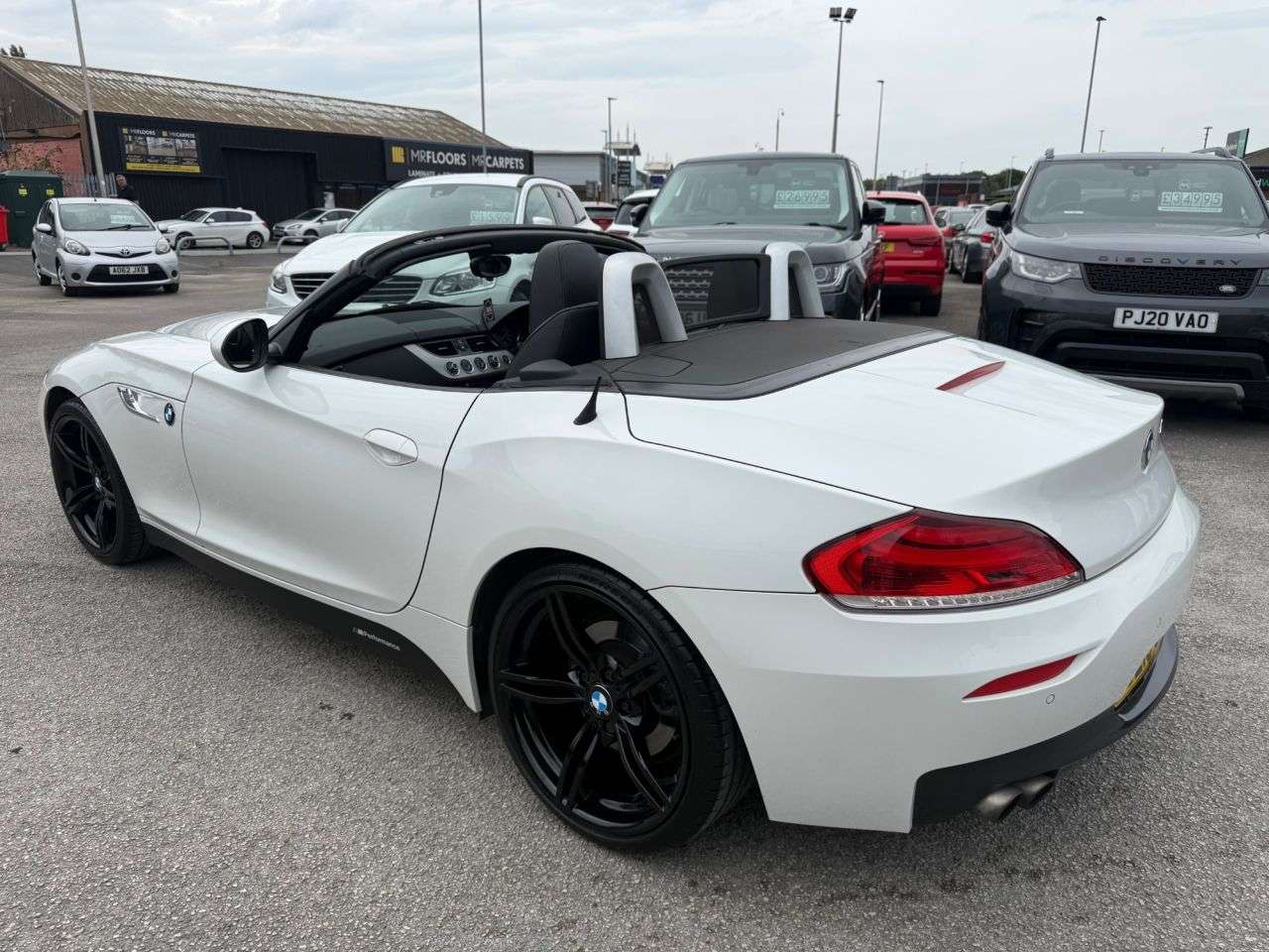 A 2013 BMW Z4 2.0 18i M Sport Convertible 2dr Petrol Manual sDrive Euro 6 -FINISHED IN AL A 2013 BMW Z4 2.0 18i M Sport Convertible 2dr Petrol Manual sDrive Euro 6 -FINISHED IN AL