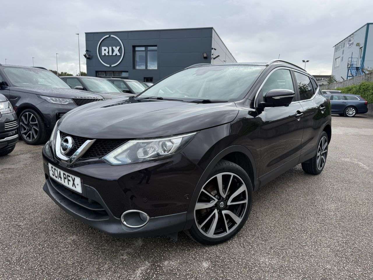 A 2014 NISSAN QASHQAI 1.5 dCi Tekna SUV 5dr Diesel Manual 2WD Euro 5-PANORAMIC GLASS ROOF-HEATED A 2014 NISSAN QASHQAI 1.5 dCi Tekna SUV 5dr Diesel Manual 2WD Euro 5-PANORAMIC GLASS ROOF-HEATED