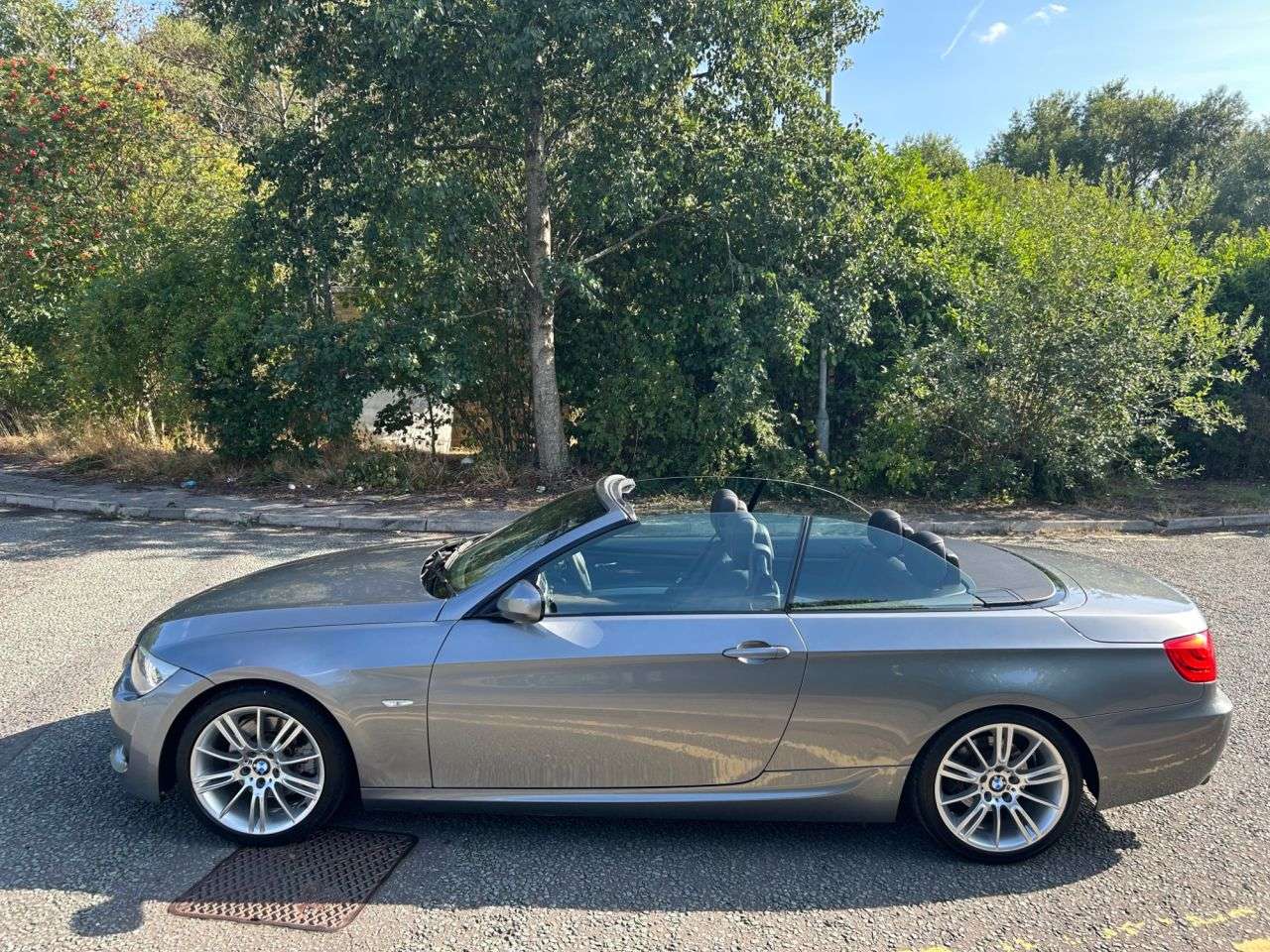 2011 BMW 3 SERIES 2011 BMW 3 SERIES