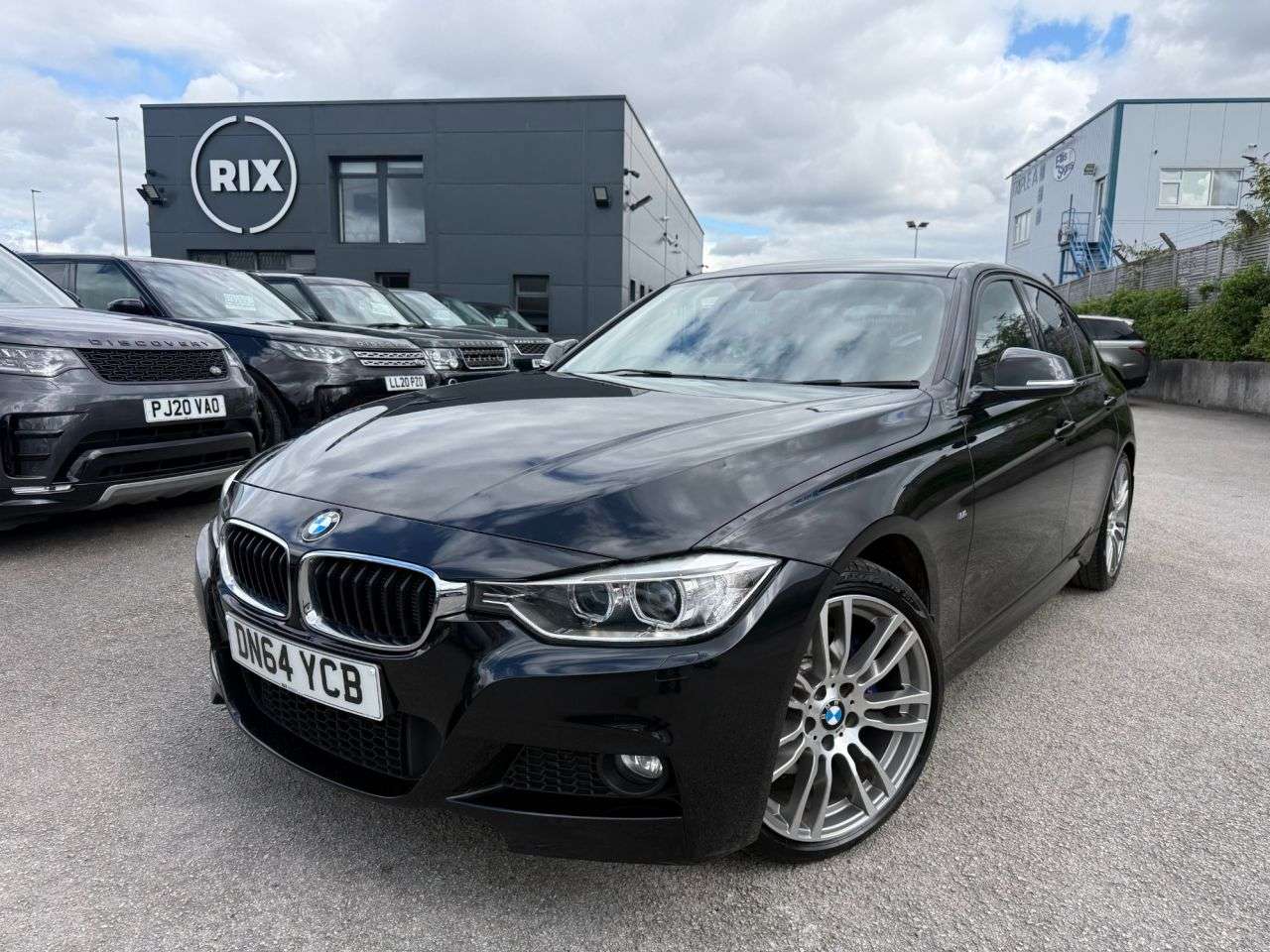 A 2014 BMW 3 SERIES 2.0 320d M Sport Saloon 4dr Diesel Auto Euro 5 (s/s) (184 ps) 10 SERVICES-2 A 2014 BMW 3 SERIES 2.0 320d M Sport Saloon 4dr Diesel Auto Euro 5 (s/s) (184 ps) 10 SERVICES-2