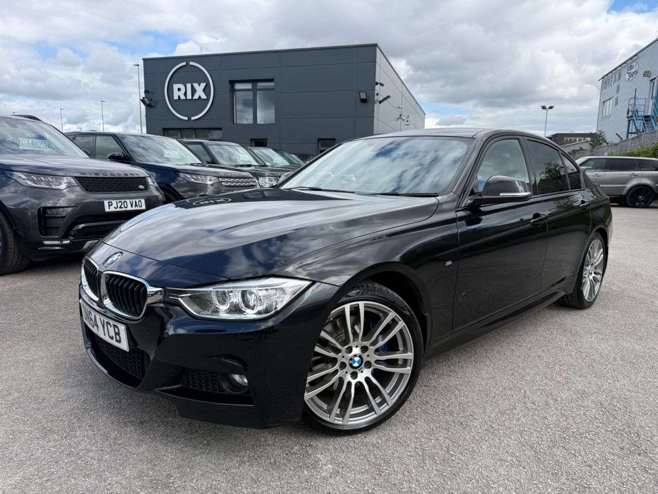 A 2014 BMW 3 SERIES 2.0 320d M Sport Saloon 4dr Diesel Auto Euro 5 (s/s) (184 ps) 10 SERVICES-2 A 2014 BMW 3 SERIES 2.0 320d M Sport Saloon 4dr Diesel Auto Euro 5 (s/s) (184 ps) 10 SERVICES-2