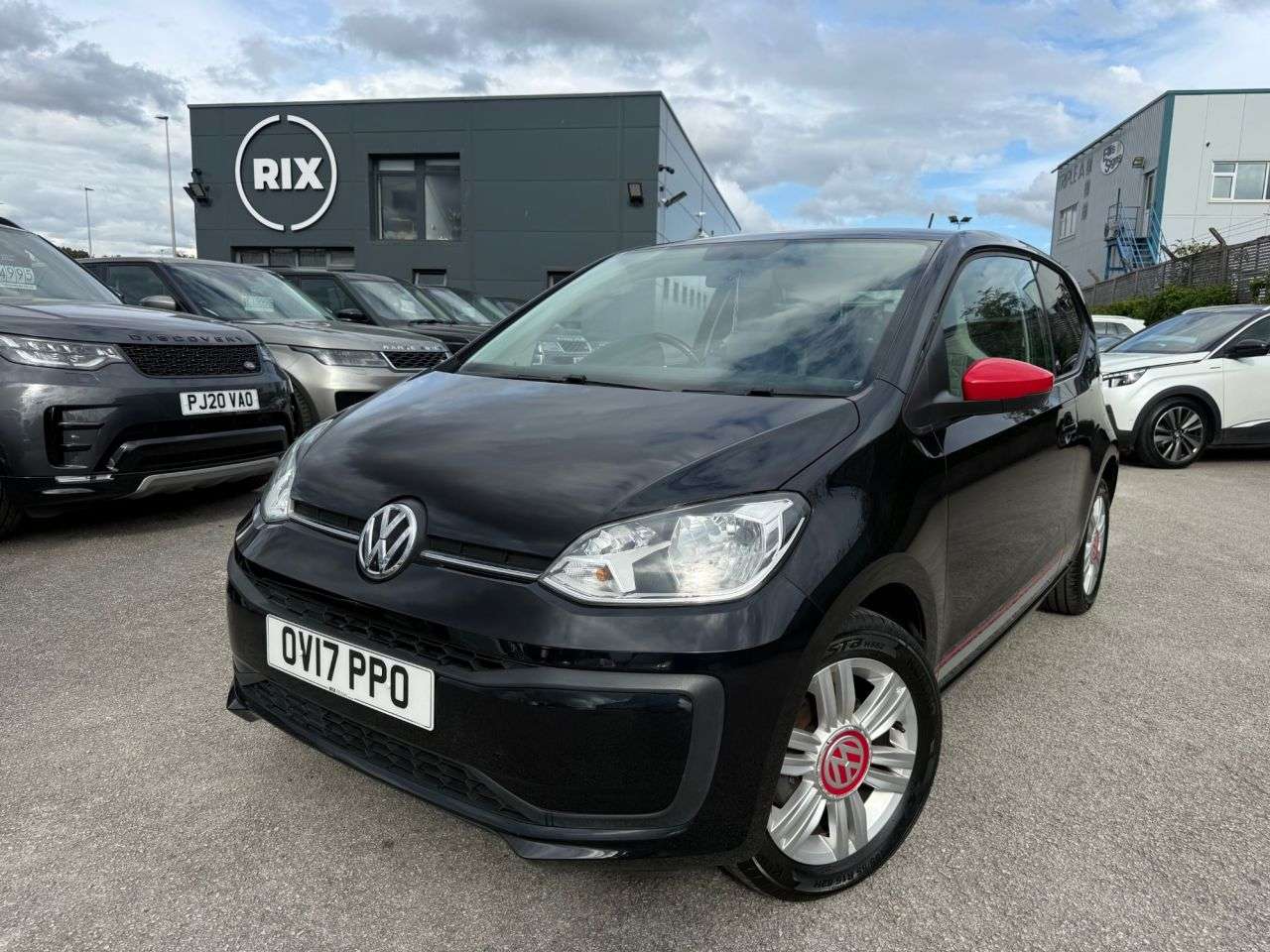A 2017 VOLKSWAGEN UP! 1.0 up! beats Hatchback 3dr Petrol Manual Euro 6 (75 ps) A 2017 VOLKSWAGEN UP! 1.0 up! beats Hatchback 3dr Petrol Manual Euro 6 (75 ps)