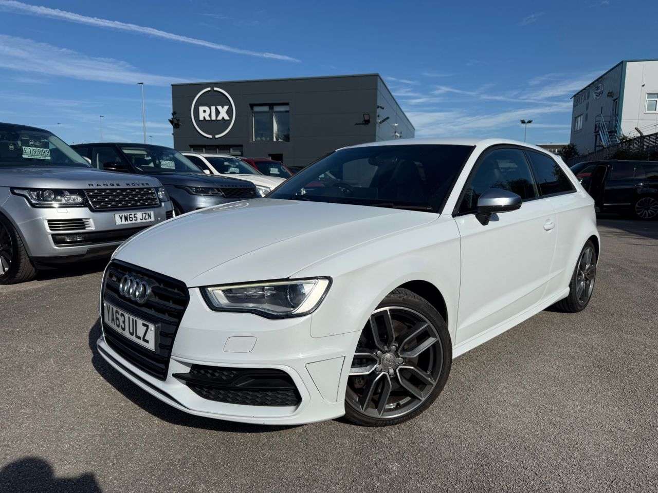 A 2014 AUDI S3 2.0 TFSI Hatchback 3dr Petrol Manual quattro Euro 6 (s/s) (300 ps)-4 Former A 2014 AUDI S3 2.0 TFSI Hatchback 3dr Petrol Manual quattro Euro 6 (s/s) (300 ps)-4 Former