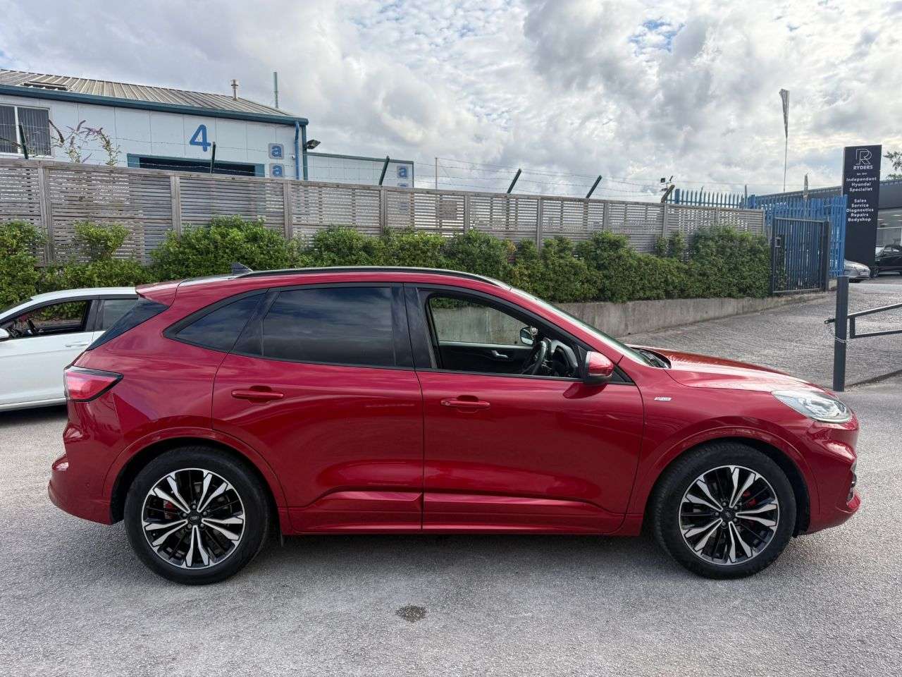 2021 FORD KUGA 2021 FORD KUGA