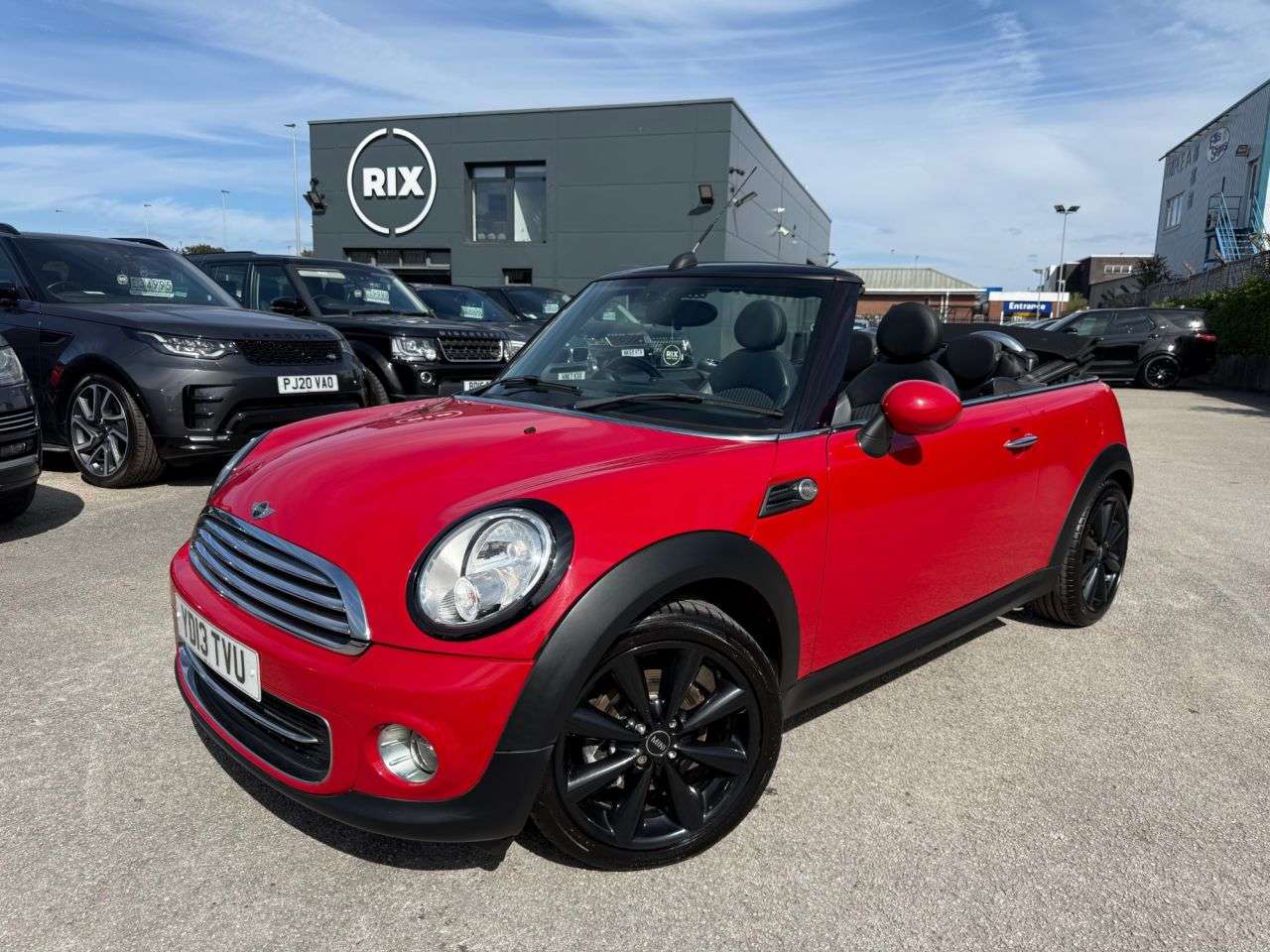 A 2013 MINI CONVERTIBLE 1.6 Cooper Convertible 2dr Petrol Manual Euro 5 (s/s) (122 ps)1 FORMER KEEP A 2013 MINI CONVERTIBLE 1.6 Cooper Convertible 2dr Petrol Manual Euro 5 (s/s) (122 ps)1 FORMER KEEP