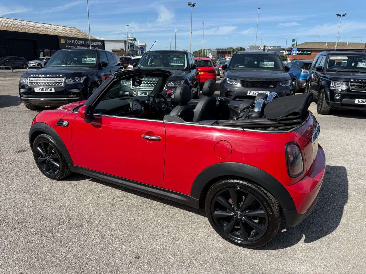 A 2013 MINI CONVERTIBLE 1.6 Cooper Convertible 2dr Petrol Manual Euro 5 (s/s) (122 ps)1 FORMER KEEP A 2013 MINI CONVERTIBLE 1.6 Cooper Convertible 2dr Petrol Manual Euro 5 (s/s) (122 ps)1 FORMER KEEP
