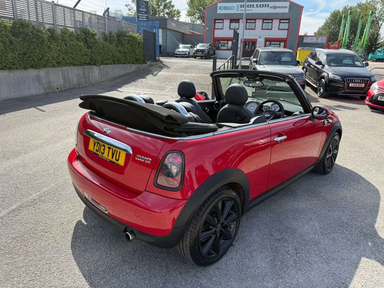 2013 MINI CONVERTIBLE 2013 MINI CONVERTIBLE