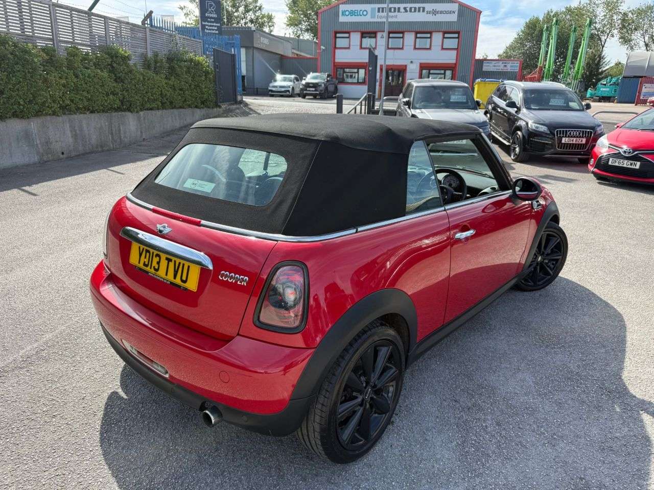 2013 MINI CONVERTIBLE 2013 MINI CONVERTIBLE