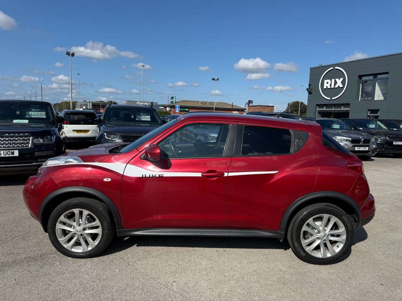 A 2013 NISSAN JUKE 1.6 Acenta Premium SUV 5dr Petrol CVT Euro 5 (117 ps) 1 OWNER FROM NEW-GREA A 2013 NISSAN JUKE 1.6 Acenta Premium SUV 5dr Petrol CVT Euro 5 (117 ps) 1 OWNER FROM NEW-GREA