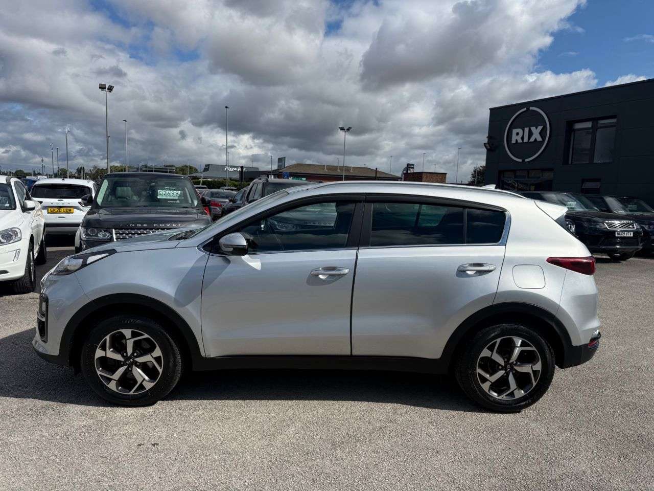A 2019 KIA SPORTAGE 1.6 CRDi 2 SUV 5dr Diesel Manual Euro 6 (s/s) (134 bhp) 1 FORMER KEEPER -7 A 2019 KIA SPORTAGE 1.6 CRDi 2 SUV 5dr Diesel Manual Euro 6 (s/s) (134 bhp) 1 FORMER KEEPER -7