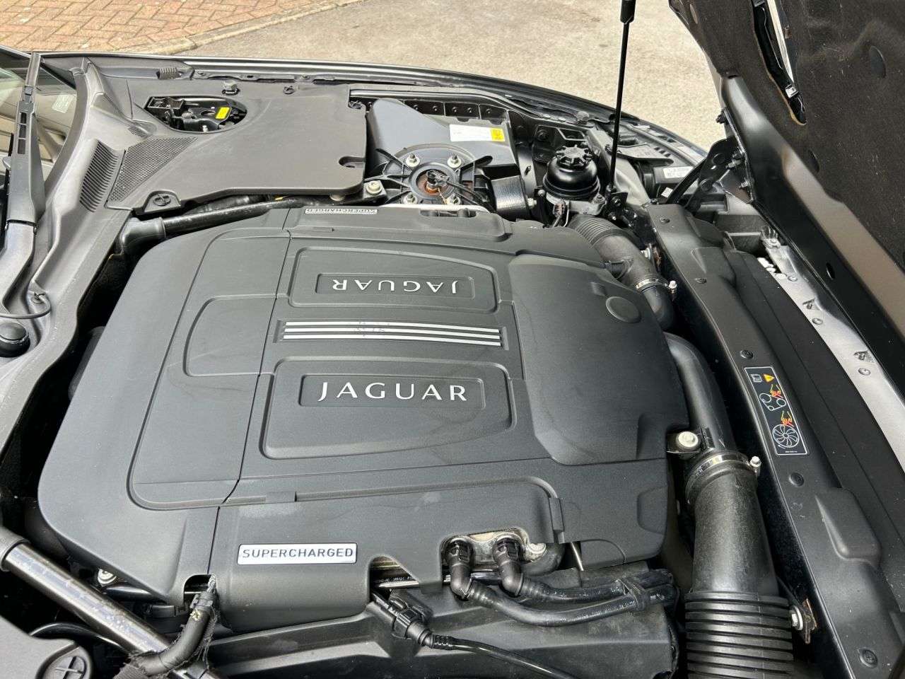 2012 JAGUAR XKR 2012 JAGUAR XKR