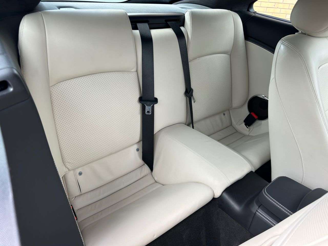2012 JAGUAR XKR 2012 JAGUAR XKR