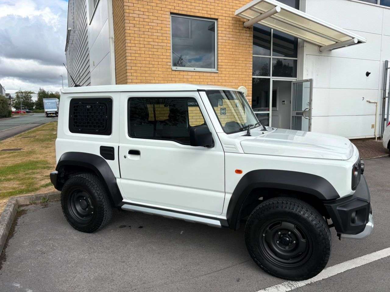 A 2019 SUZUKI JIMNY 1.5 SZ4 SUV 3dr Petrol Manual ALLGRIP Euro 6 (101 ps) A 2019 SUZUKI JIMNY 1.5 SZ4 SUV 3dr Petrol Manual ALLGRIP Euro 6 (101 ps)