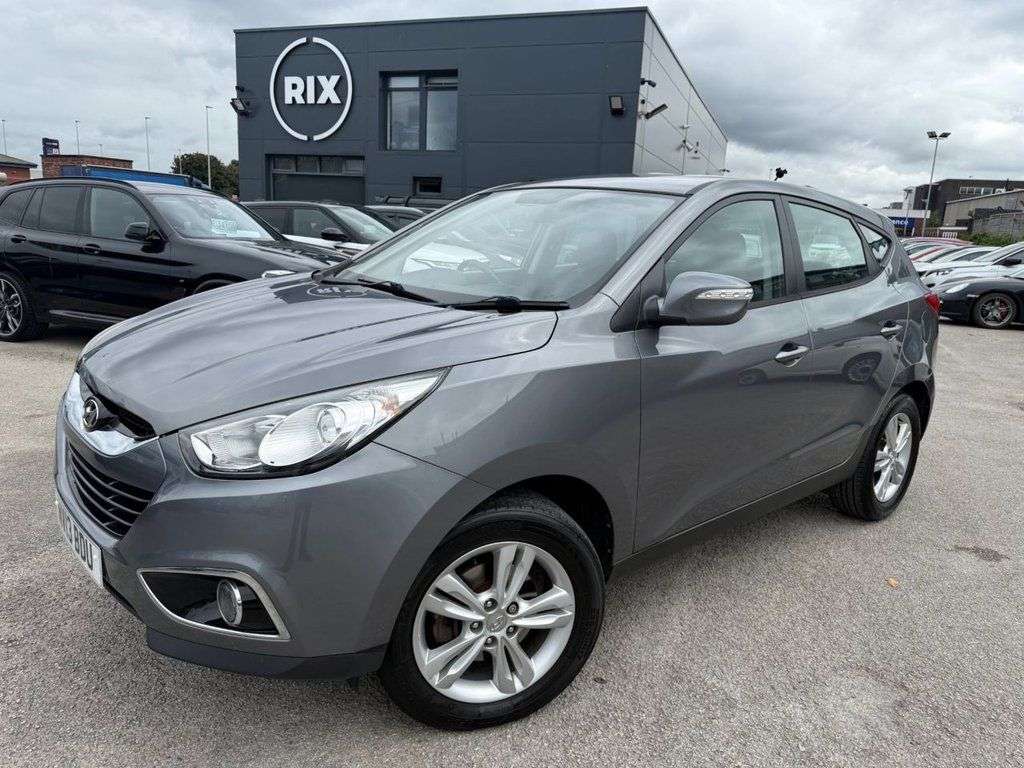 A 2013 HYUNDAI IX35 1.7 CRDi Style SUV 5dr Diesel Manual Euro 5 (s/s) (115 ps) A 2013 HYUNDAI IX35 1.7 CRDi Style SUV 5dr Diesel Manual Euro 5 (s/s) (115 ps)