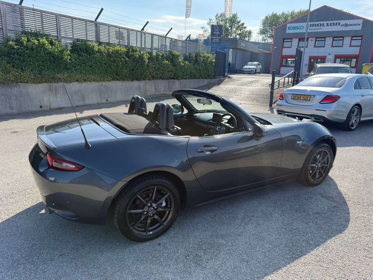 2016 MAZDA MX-5 2016 MAZDA MX-5
