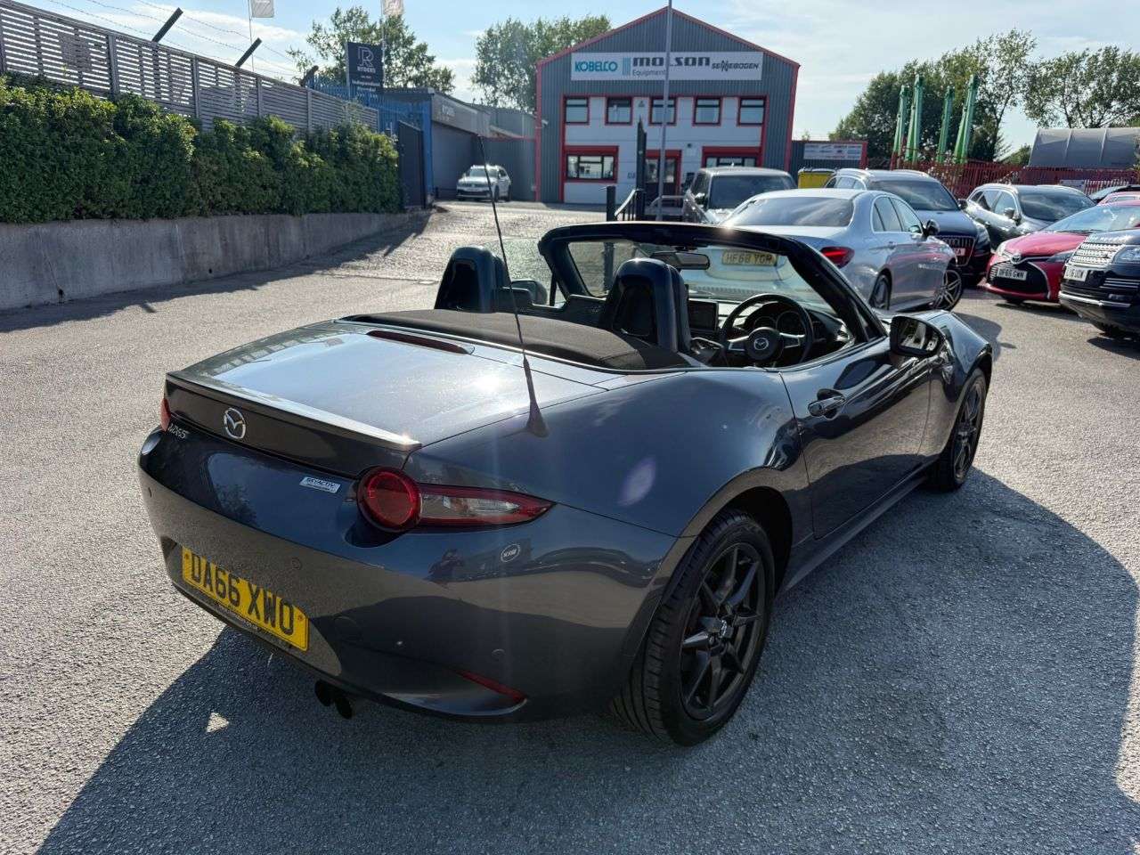 2016 MAZDA MX-5 2016 MAZDA MX-5