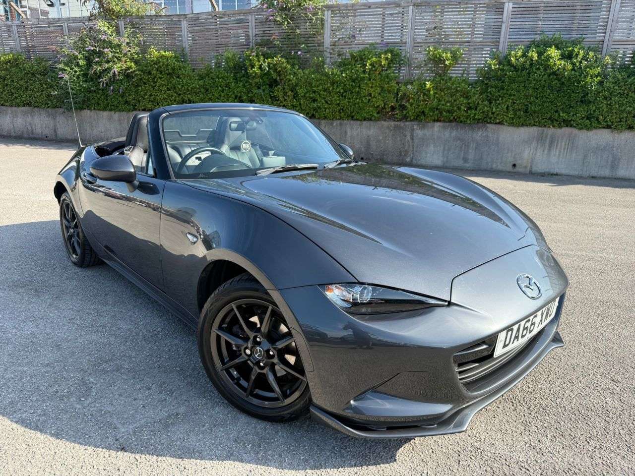 2016 MAZDA MX-5 2016 MAZDA MX-5
