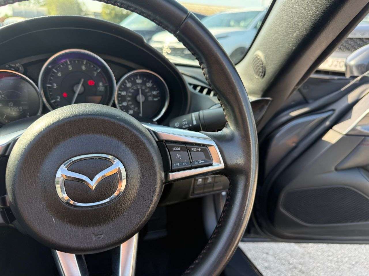 2016 MAZDA MX-5 2016 MAZDA MX-5