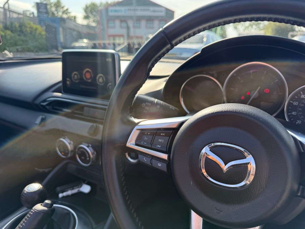 2016 MAZDA MX-5 2016 MAZDA MX-5