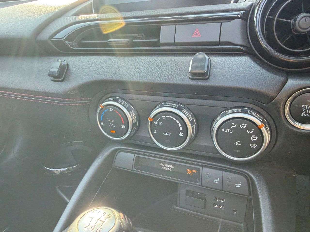 2016 MAZDA MX-5 2016 MAZDA MX-5