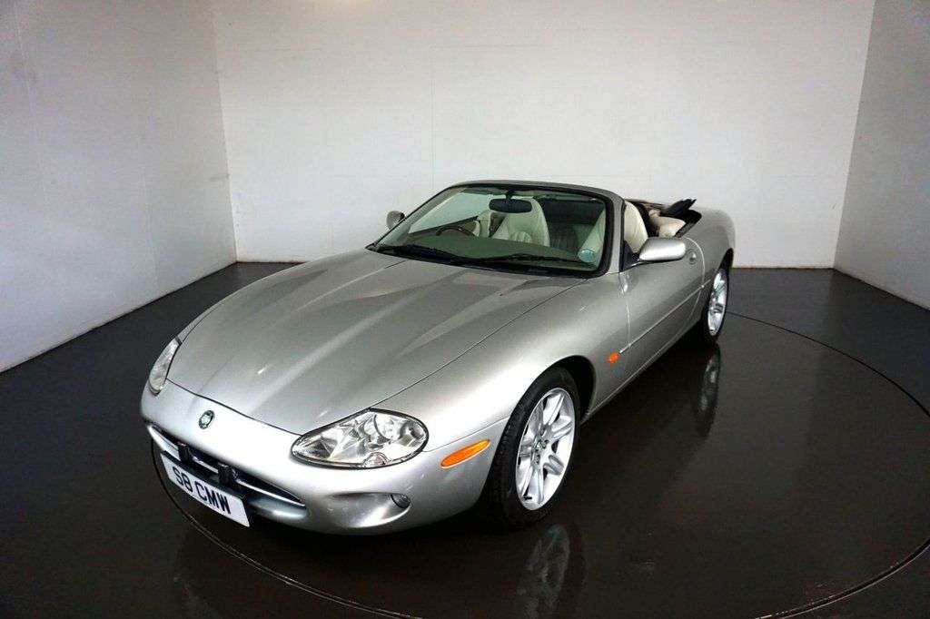 A 1998 JAGUAR XK8 4.0 Convertible 2dr Petrol Automatic (284 g/km, 290 bhp)-FANTASTIC LOW MILE A 1998 JAGUAR XK8 4.0 Convertible 2dr Petrol Automatic (284 g/km, 290 bhp)-FANTASTIC LOW MILE