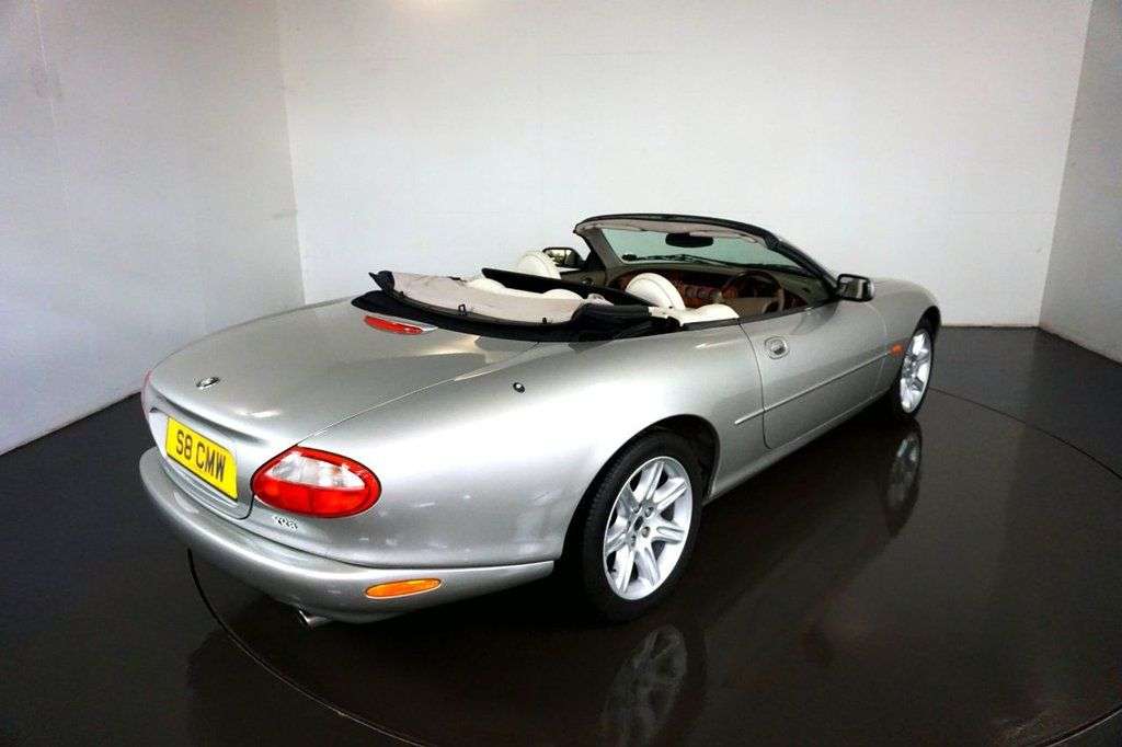 1998 JAGUAR XK8 1998 JAGUAR XK8