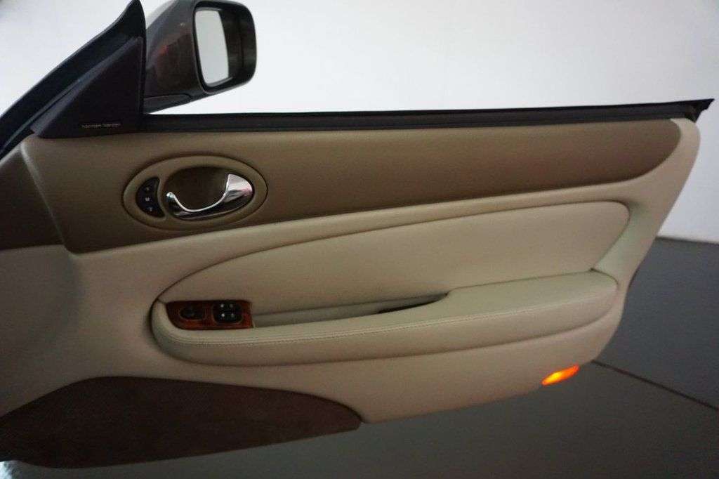 1998 JAGUAR XK8 1998 JAGUAR XK8
