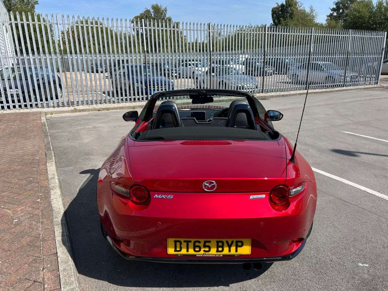 2016 MAZDA MX-5 2016 MAZDA MX-5