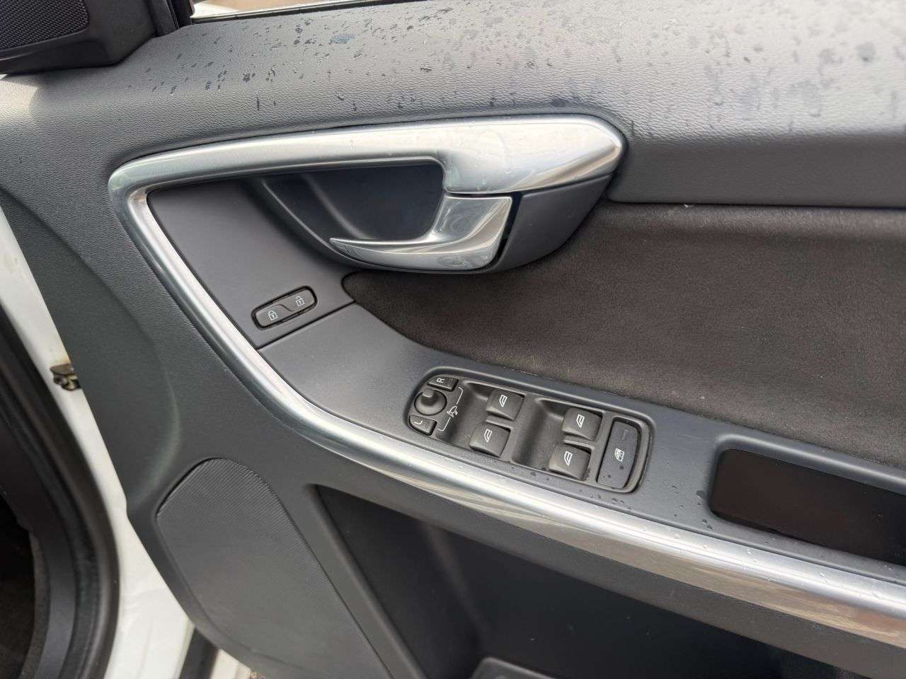 2015 VOLVO XC60 2015 VOLVO XC60