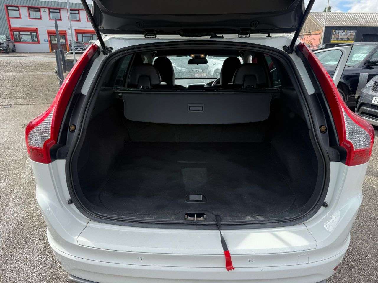 2015 VOLVO XC60 2015 VOLVO XC60