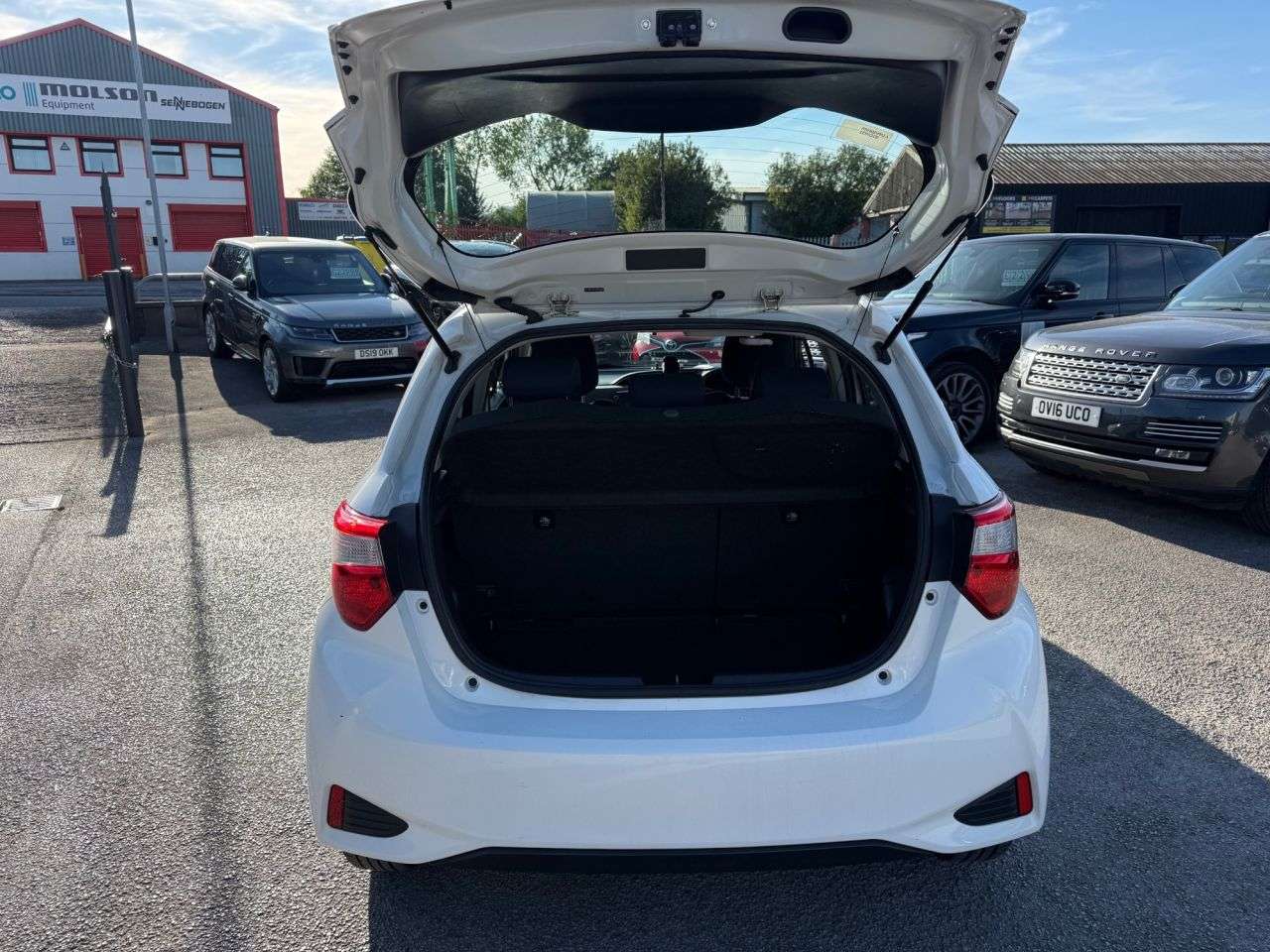2018 TOYOTA YARIS 2018 TOYOTA YARIS
