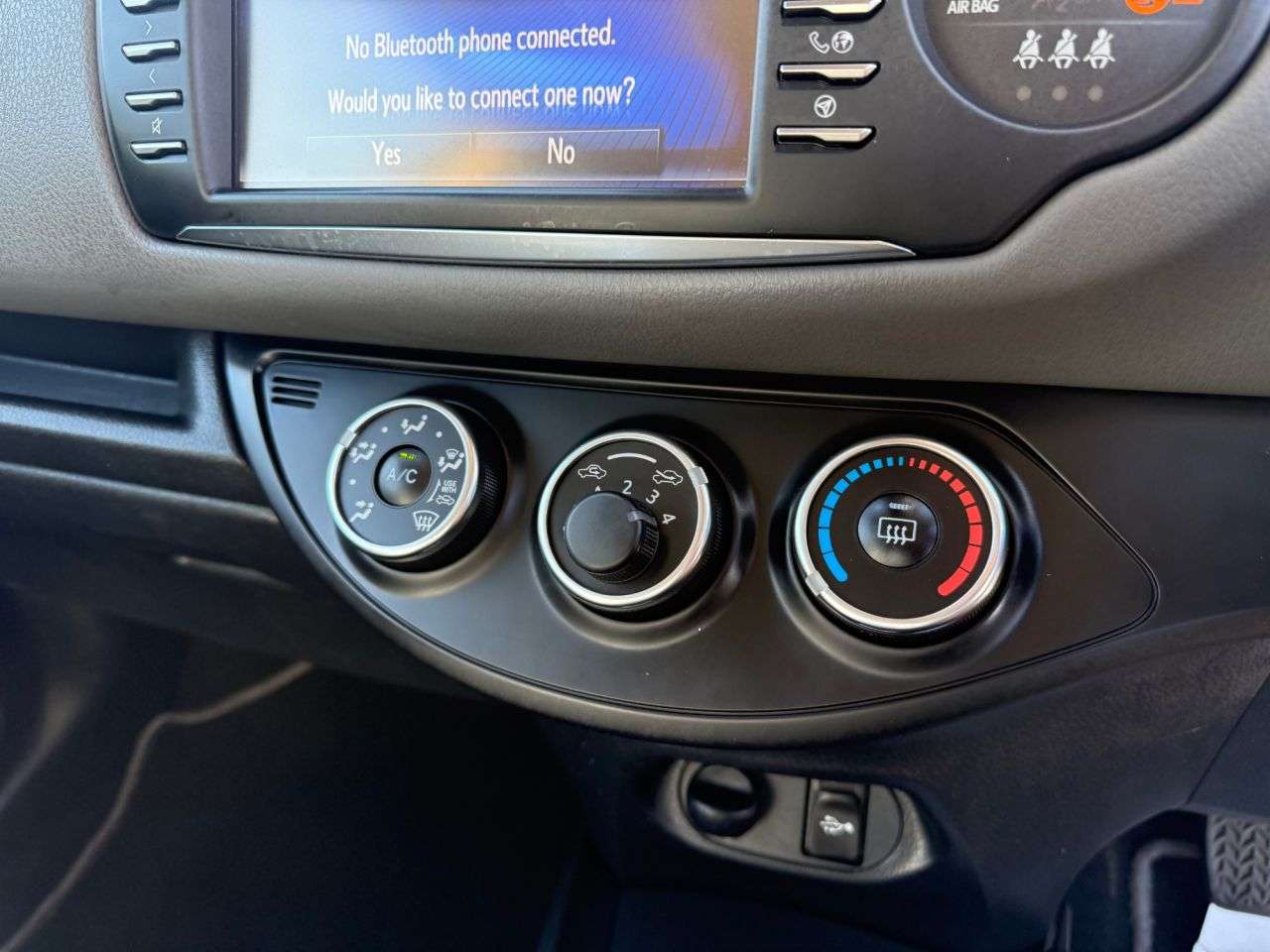 2018 TOYOTA YARIS 2018 TOYOTA YARIS