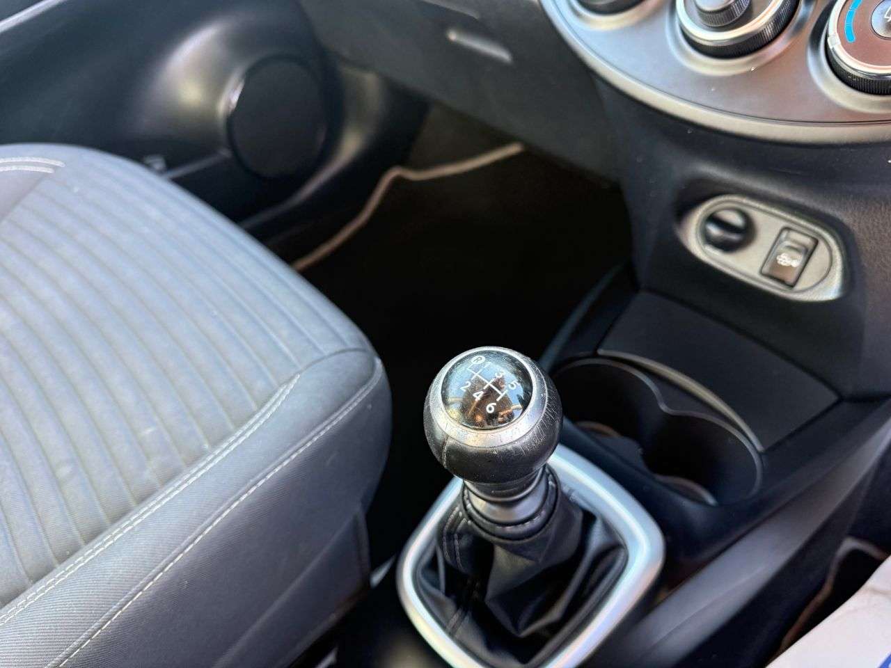 2018 TOYOTA YARIS 2018 TOYOTA YARIS