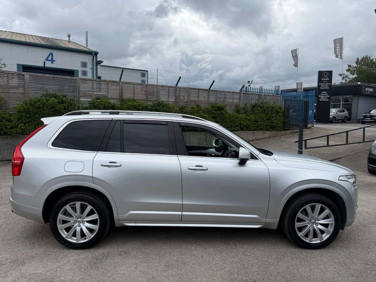 2017 VOLVO XC90 2017 VOLVO XC90