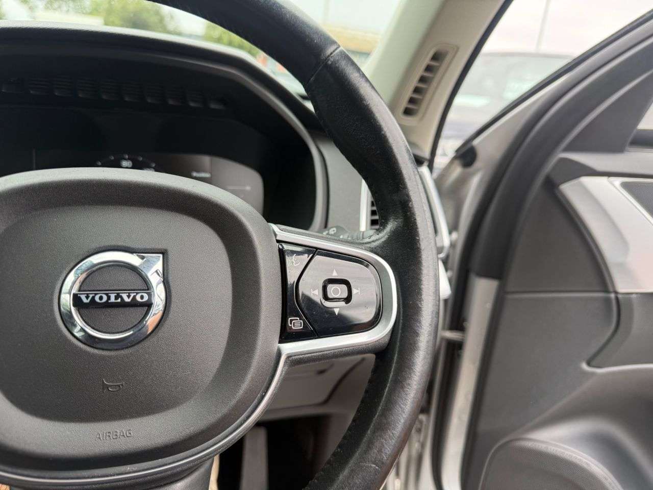 2017 VOLVO XC90 2017 VOLVO XC90