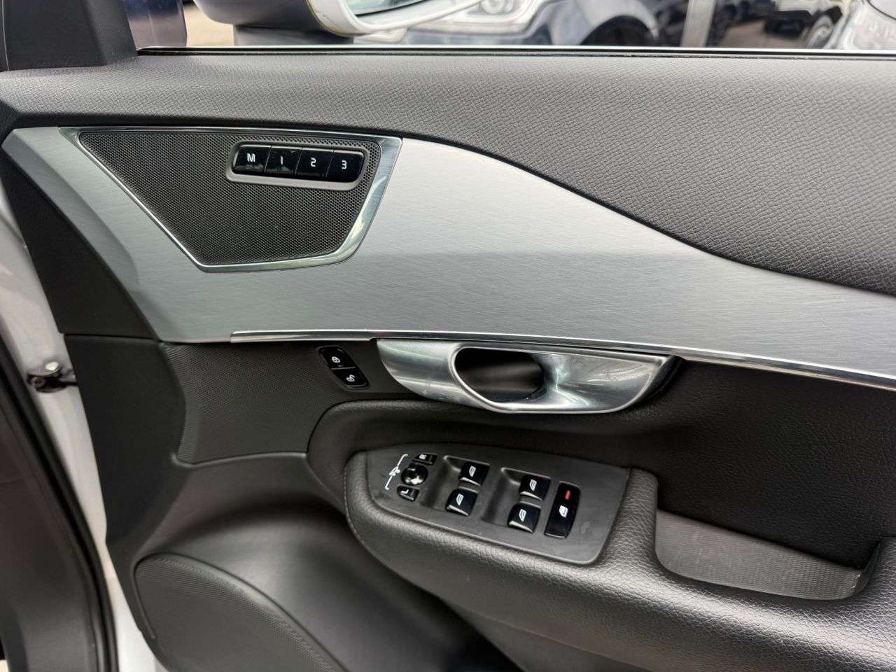 2017 VOLVO XC90 2017 VOLVO XC90