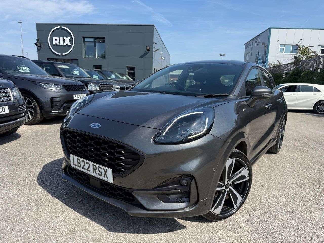 A 2022 FORD PUMA 1.0T EcoBoost MHEV ST-Line SUV 5dr Petrol Hybrid Manual Euro 6 (s/s) (125 p A 2022 FORD PUMA 1.0T EcoBoost MHEV ST-Line SUV 5dr Petrol Hybrid Manual Euro 6 (s/s) (125 p