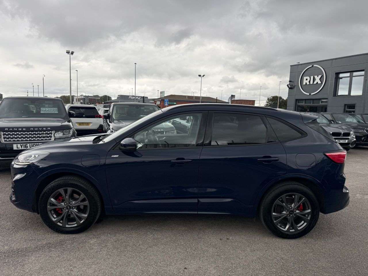 A 2023 FORD KUGA 2.5 EcoBoost Duratec 14.4kWh ST-Line SUV 5dr Petrol Plug-in Hybrid CVT Euro A 2023 FORD KUGA 2.5 EcoBoost Duratec 14.4kWh ST-Line SUV 5dr Petrol Plug-in Hybrid CVT Euro