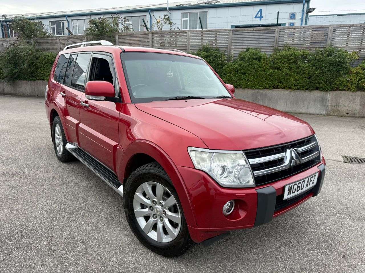 2011 MITSUBISHI SHOGUN 2011 MITSUBISHI SHOGUN