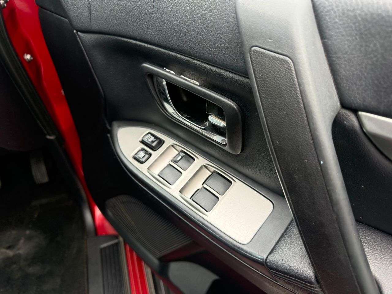 2011 MITSUBISHI SHOGUN 2011 MITSUBISHI SHOGUN