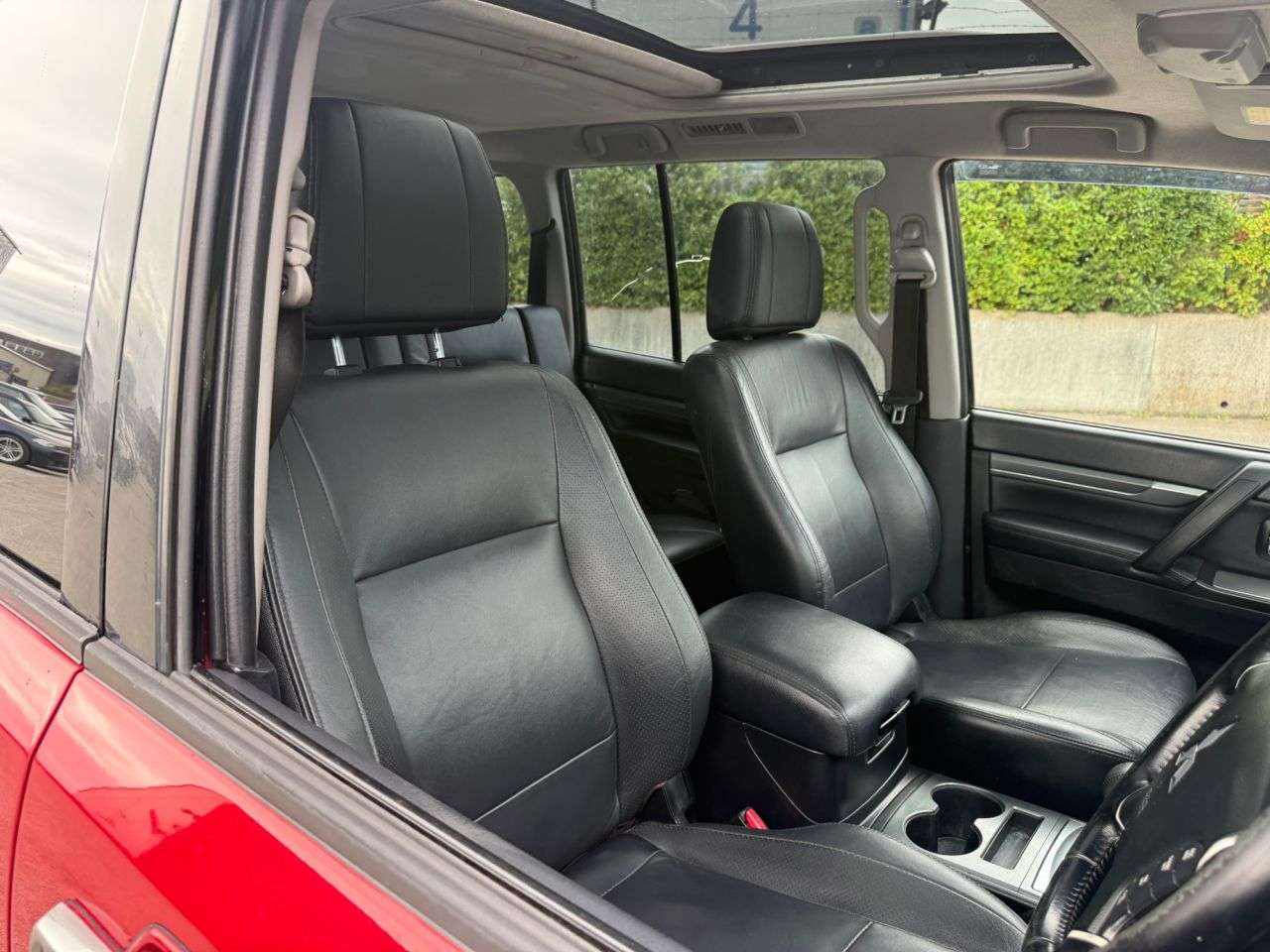 2011 MITSUBISHI SHOGUN 2011 MITSUBISHI SHOGUN