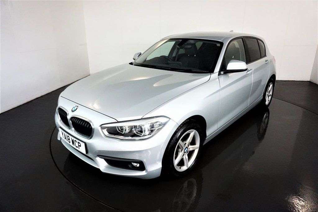 A 2018 BMW 1 SERIES 116D SE BUSINESS A 2018 BMW 1 SERIES 116D SE BUSINESS