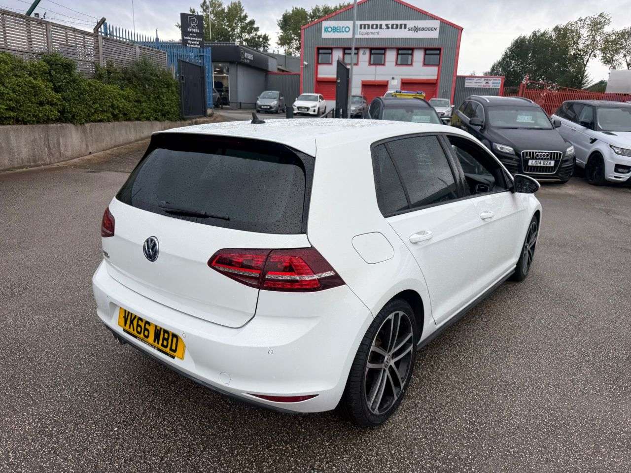 2016 VOLKSWAGEN GOLF 2016 VOLKSWAGEN GOLF