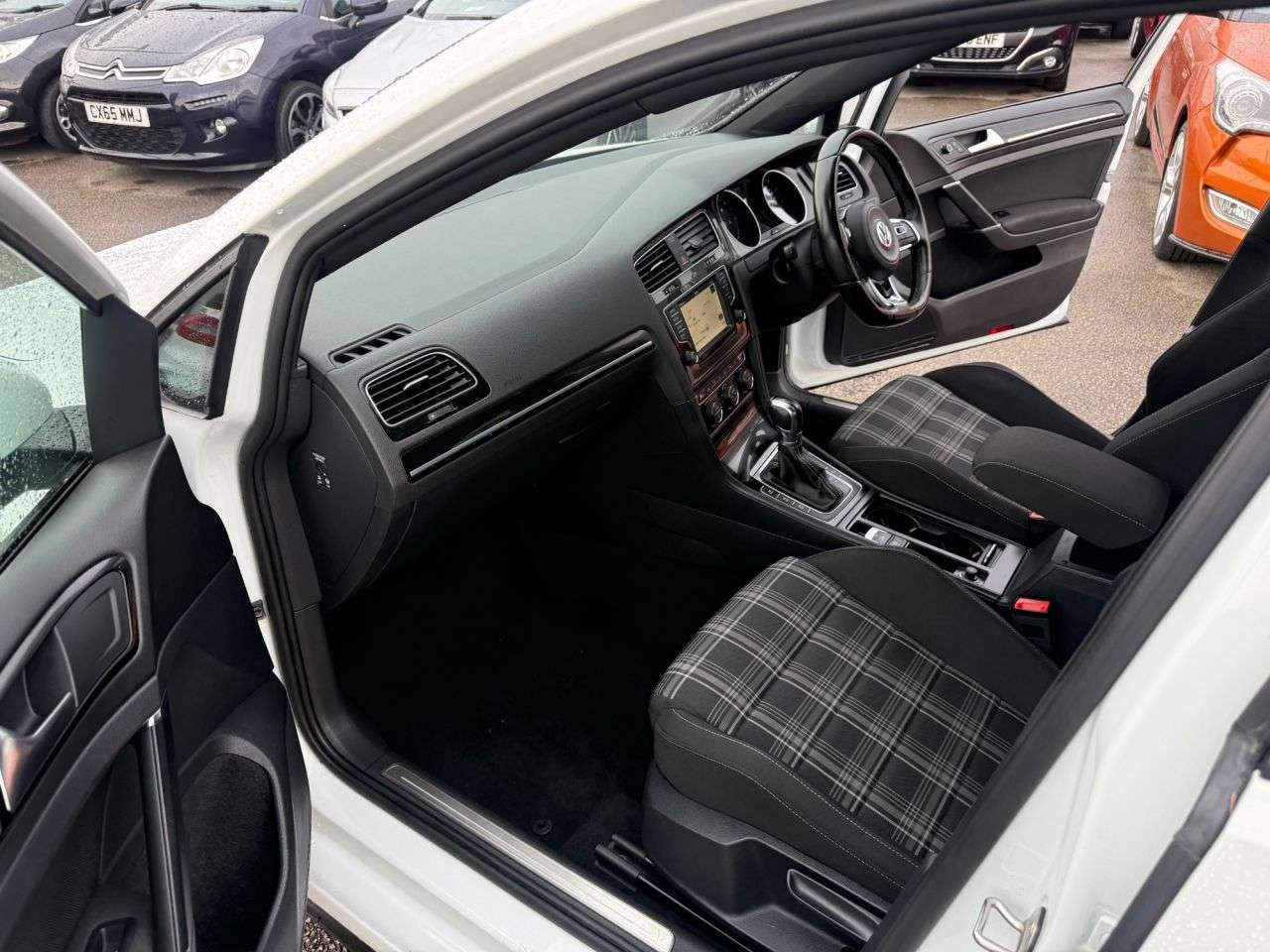 2016 VOLKSWAGEN GOLF 2016 VOLKSWAGEN GOLF