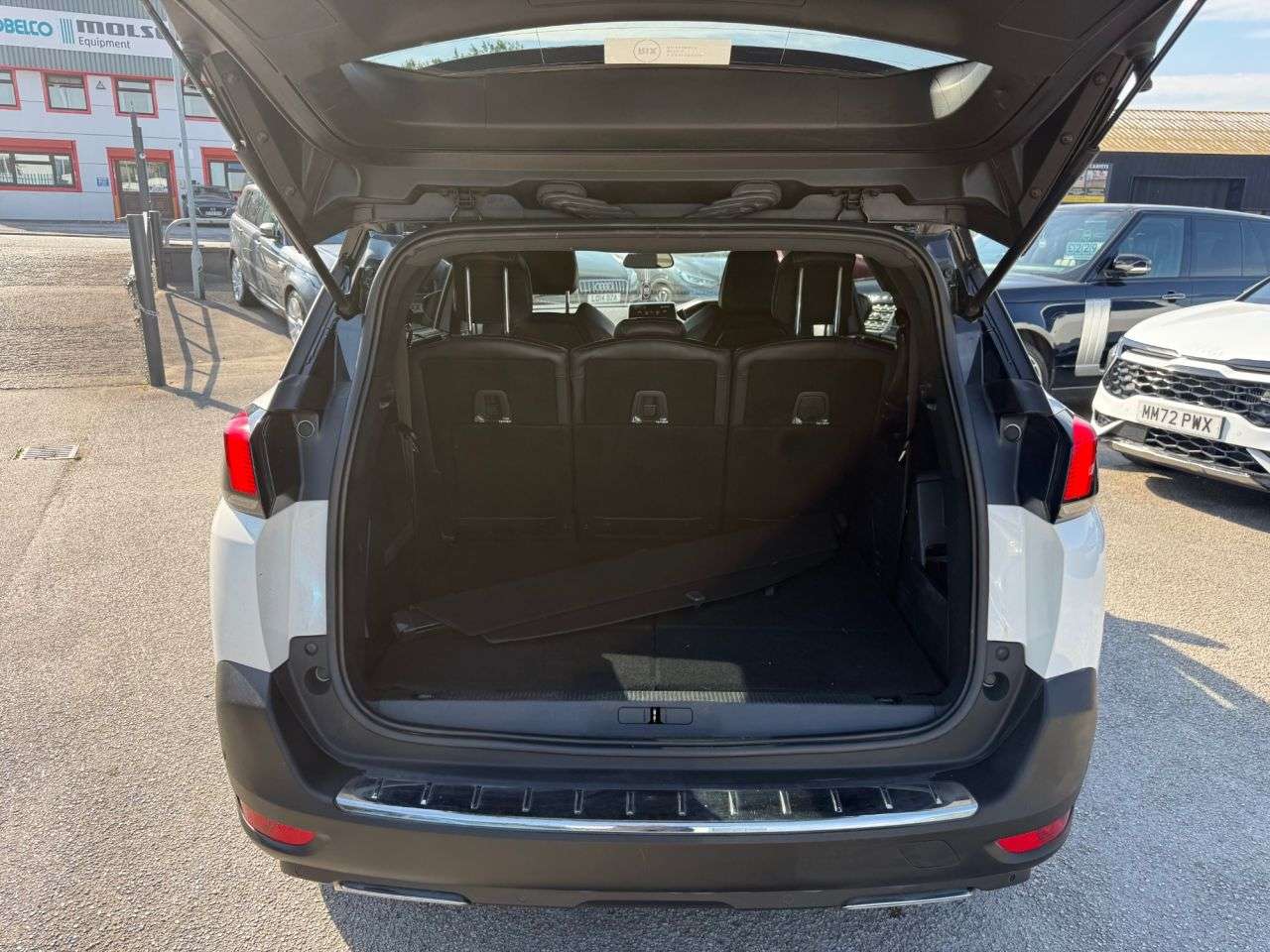 2018 PEUGEOT 5008 2018 PEUGEOT 5008