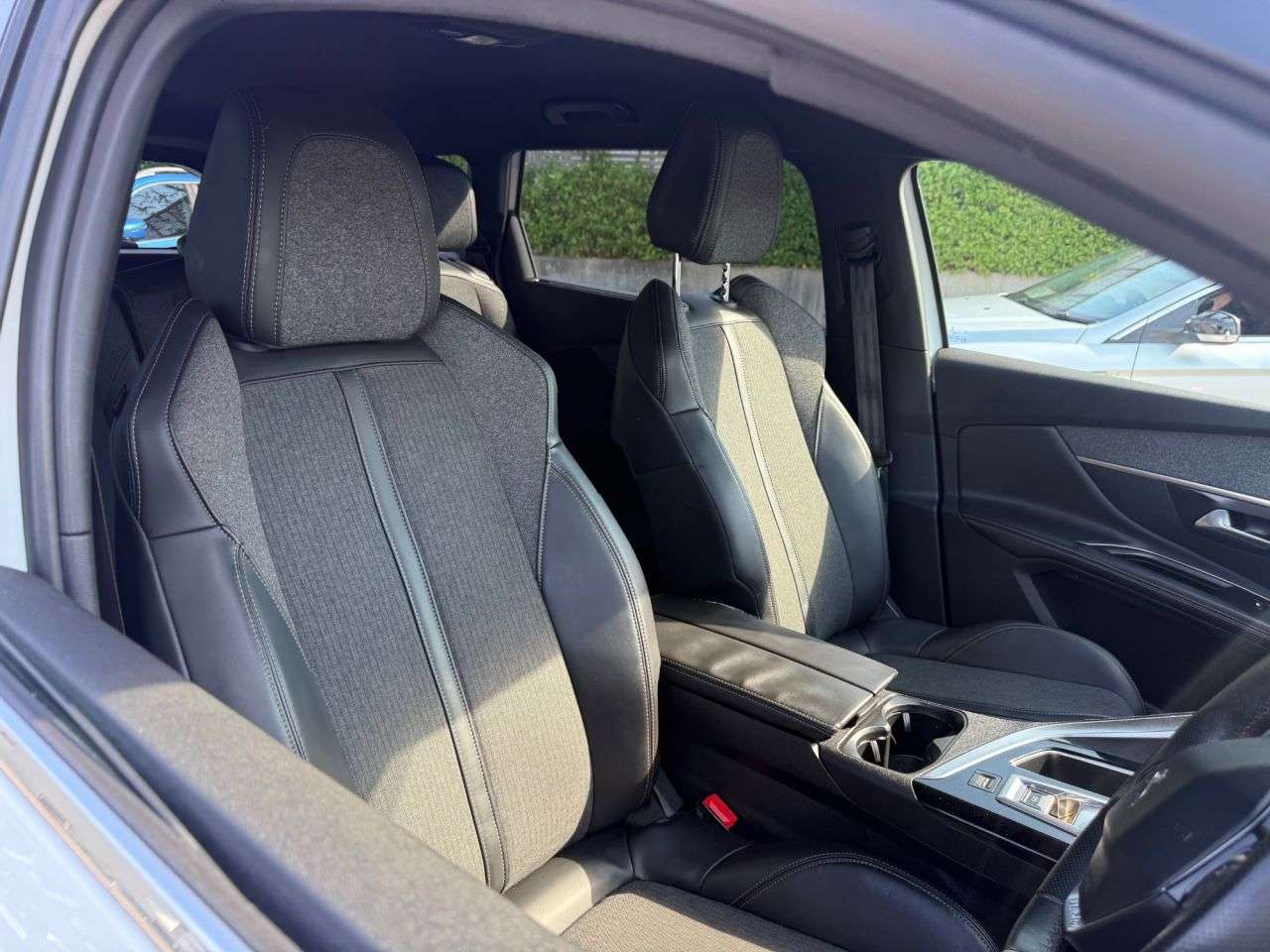 2018 PEUGEOT 5008 2018 PEUGEOT 5008