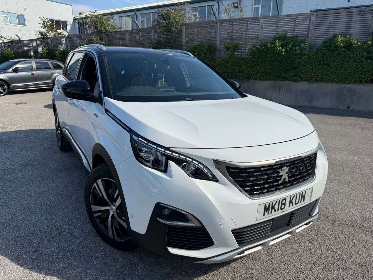 2018 PEUGEOT 5008 2018 PEUGEOT 5008