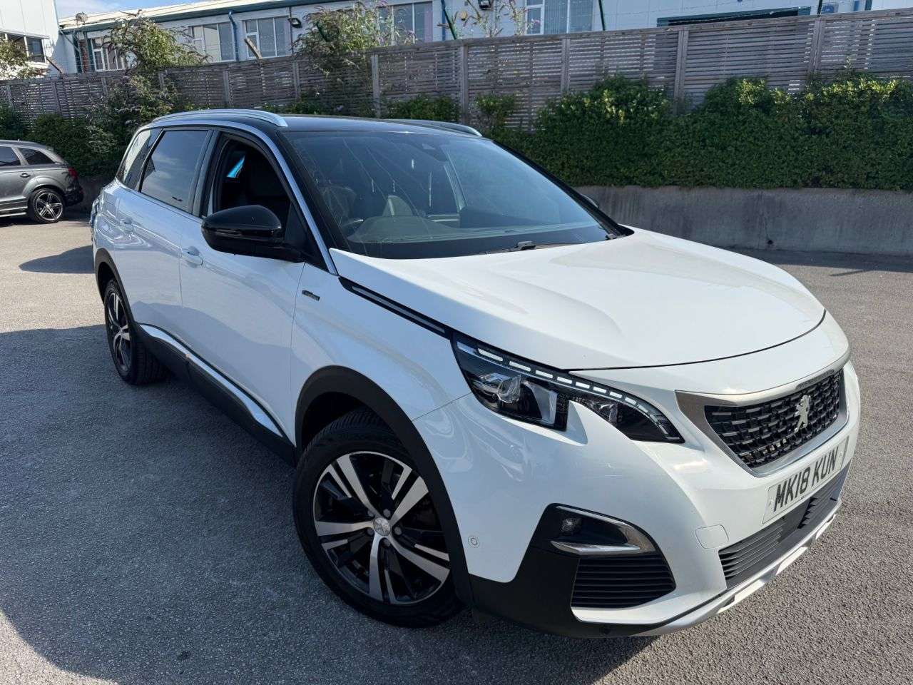 2018 PEUGEOT 5008 2018 PEUGEOT 5008