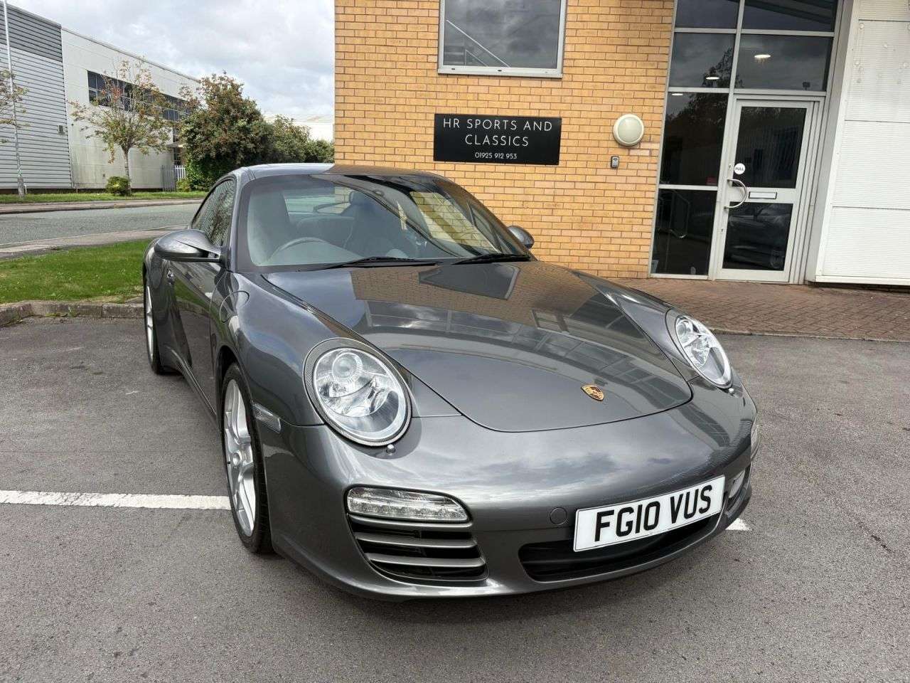 A 2010 PORSCHE 911 3.8 997.2 Carrera 4S Coupe 2dr Petrol PDK AWD (247 g/km, 385 bhp)-Lovely Ex A 2010 PORSCHE 911 3.8 997.2 Carrera 4S Coupe 2dr Petrol PDK AWD (247 g/km, 385 bhp)-Lovely Ex